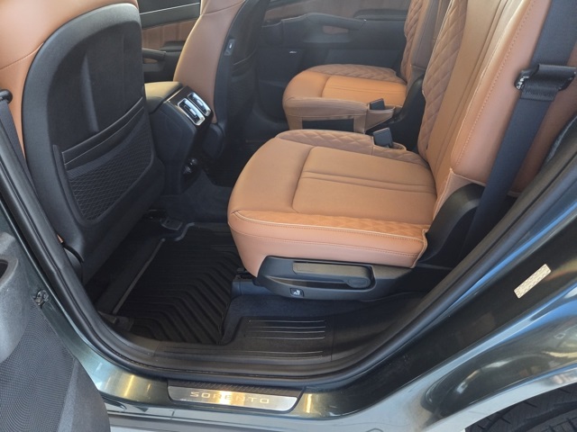 used 2022 Kia Sorento car, priced at $30,777