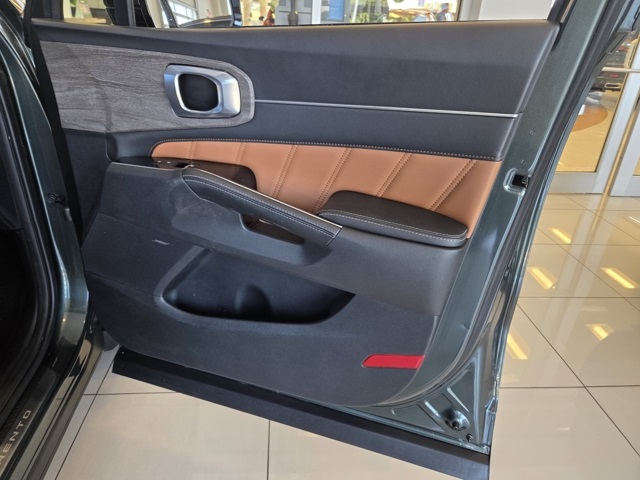 used 2022 Kia Sorento car, priced at $30,777