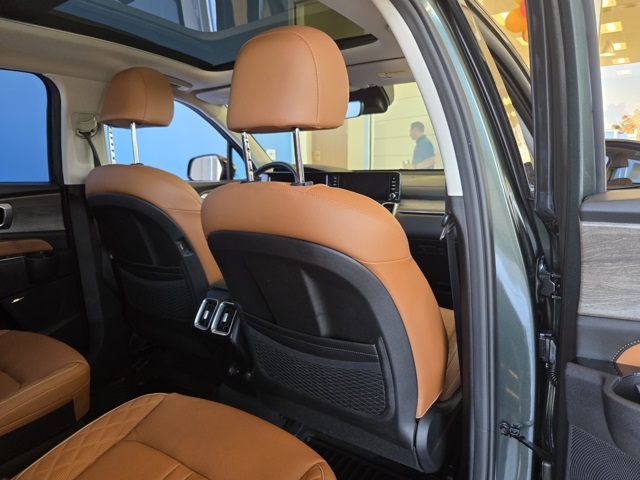 used 2022 Kia Sorento car, priced at $30,777