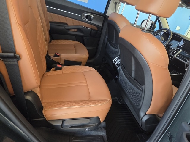 used 2022 Kia Sorento car, priced at $30,777