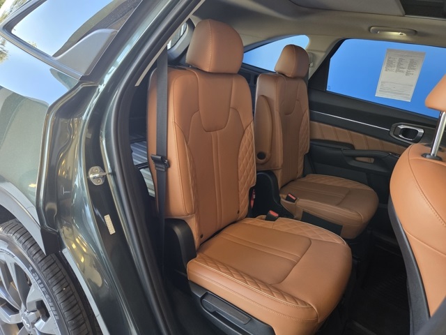 used 2022 Kia Sorento car, priced at $30,777