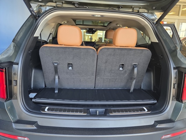 used 2022 Kia Sorento car, priced at $30,777