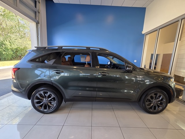 used 2022 Kia Sorento car, priced at $30,777