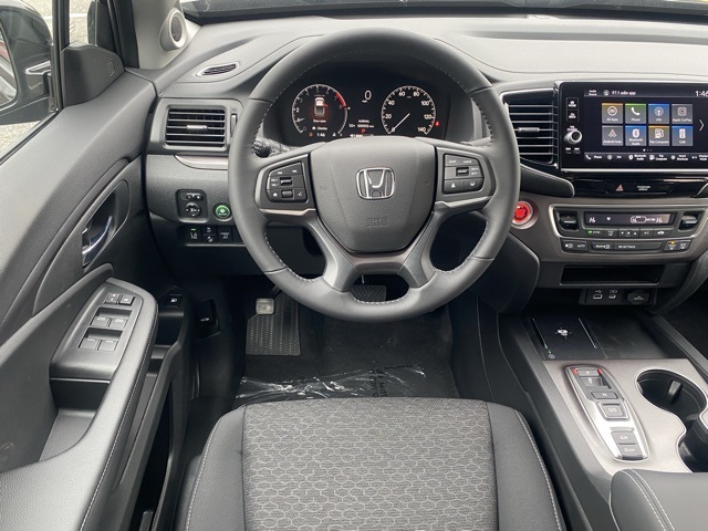 new 2025 Honda Ridgeline car, priced at $36,545