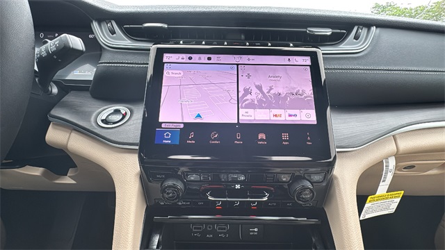 new 2025 Jeep Grand Cherokee car, priced at $45,744