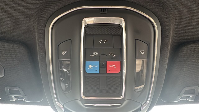 new 2025 Jeep Grand Cherokee car, priced at $45,744