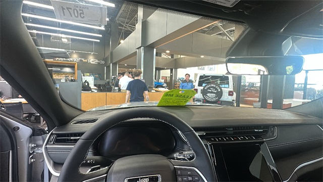 new 2025 Jeep Grand Cherokee L car, priced at $44,368