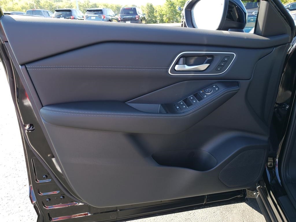 new 2026 Nissan Rogue car, priced at $39,084