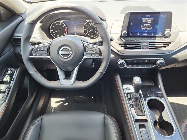 new 2025 Nissan Altima car