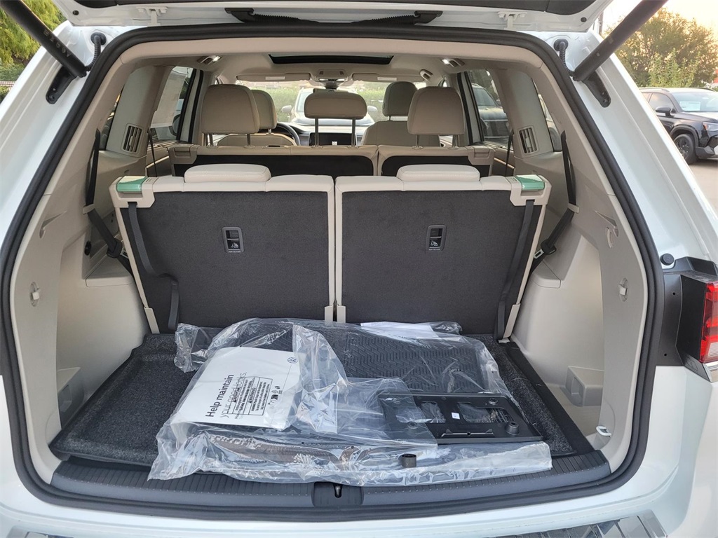 new 2026 Volkswagen Atlas car, priced at $51,581