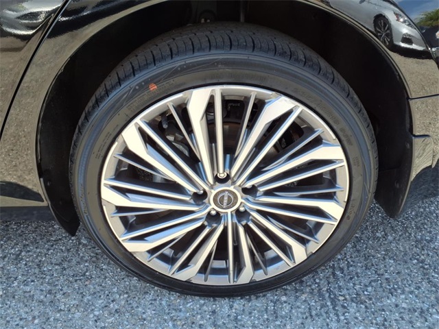 used 2023 Nissan Altima car, priced at $21,800