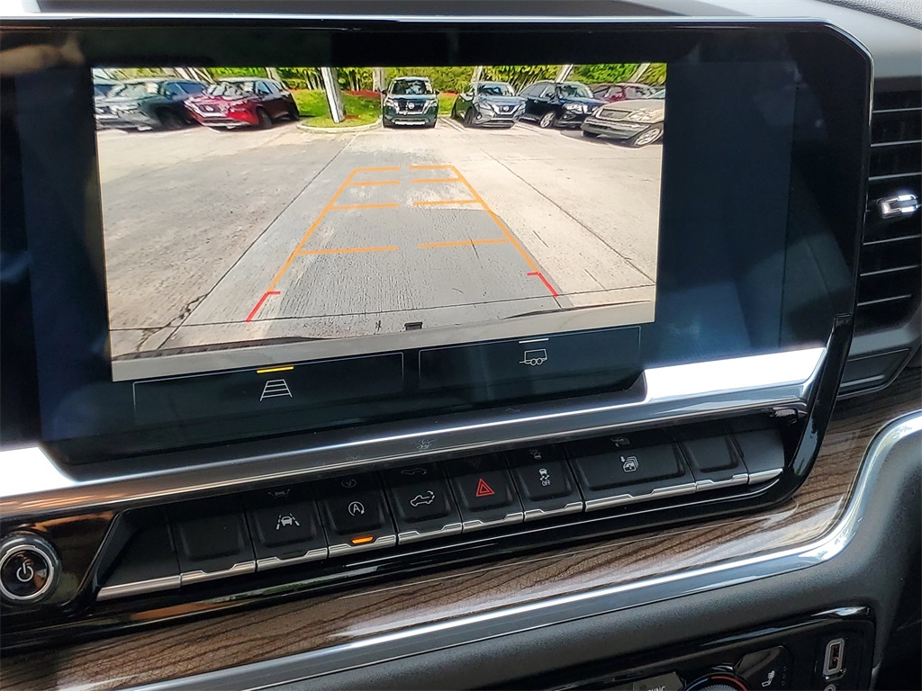 used 2024 Chevrolet Silverado 1500 car, priced at $43,890