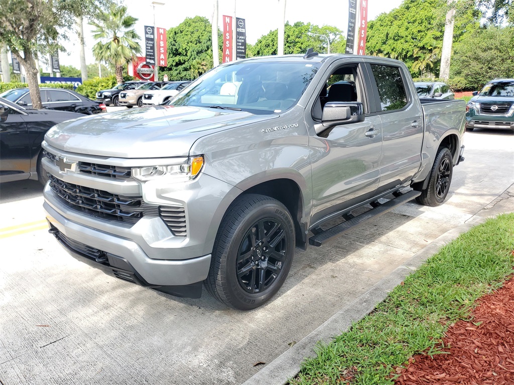used 2024 Chevrolet Silverado 1500 car, priced at $43,890