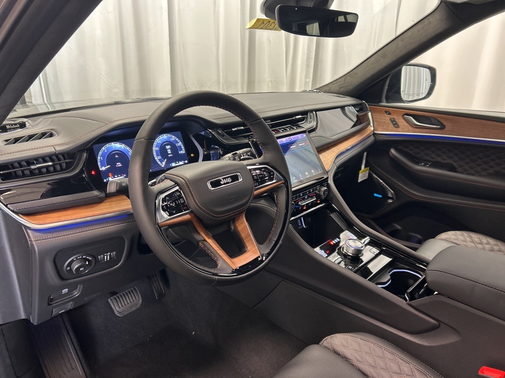 new 2025 Jeep Grand Cherokee L car, priced at $67,155