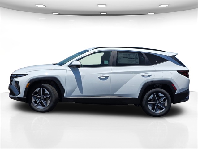 new 2025 Hyundai Tucson car, priced at $30,560