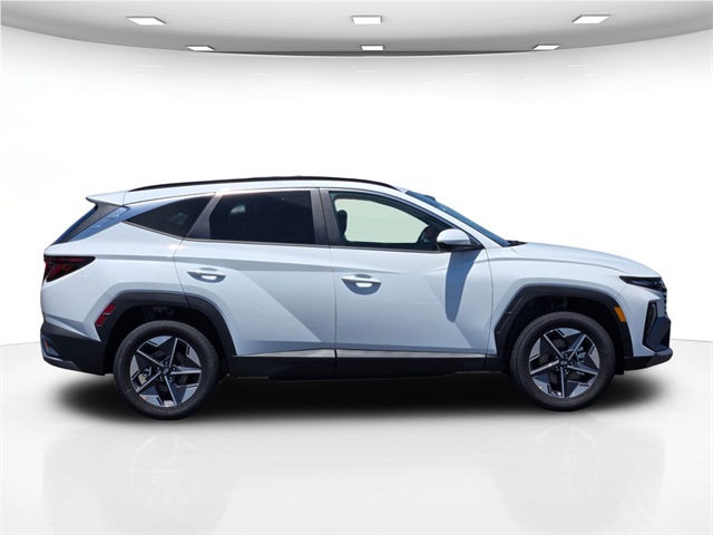 new 2025 Hyundai Tucson car, priced at $30,560