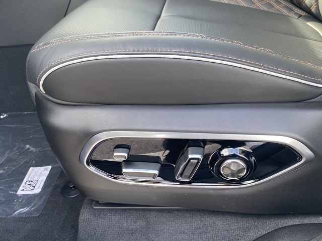 new 2025 Jeep Grand Cherokee L car, priced at $63,708