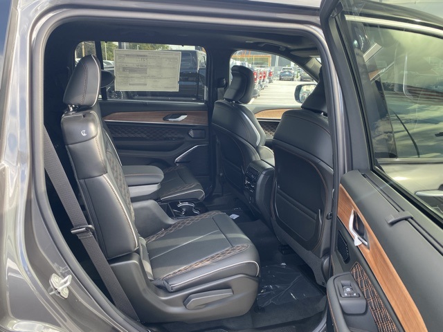 new 2025 Jeep Grand Cherokee L car, priced at $63,708