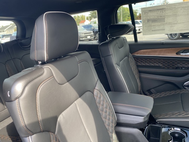 new 2025 Jeep Grand Cherokee L car, priced at $63,708