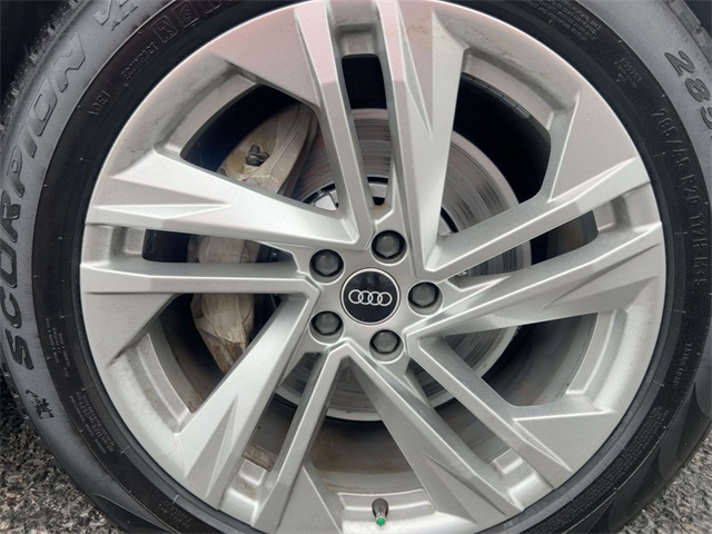 used 2021 Audi Q7 car, priced at $33,911