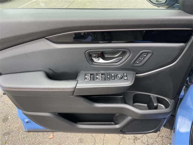 used 2024 Honda Pilot car, priced at $41,811