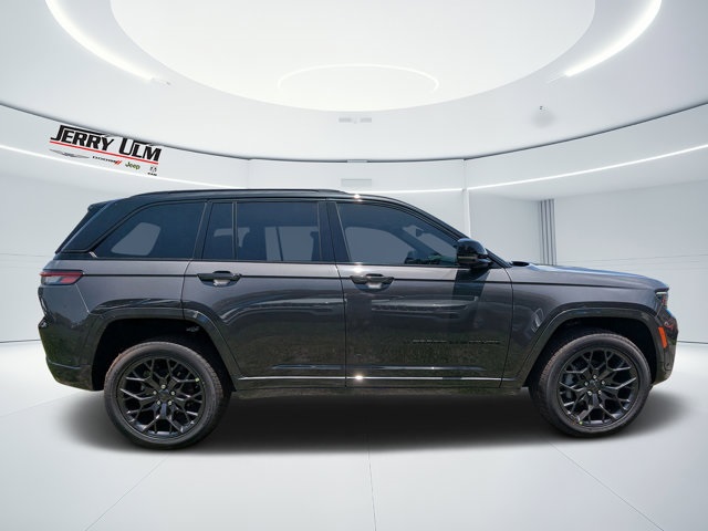 new 2025 Jeep Grand Cherokee car, priced at $60,045