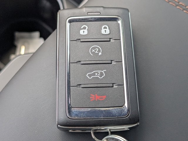 new 2025 Jeep Grand Cherokee car, priced at $60,045