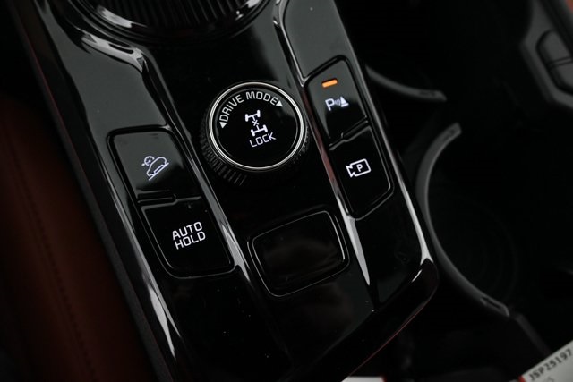 new 2025 Kia Sportage Hybrid car, priced at $40,140