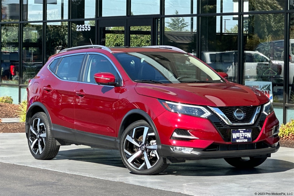 used 2022 Nissan Rogue Sport car, priced at $24,905