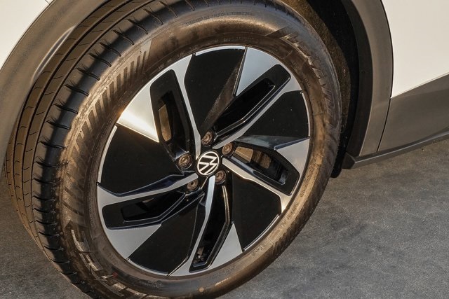 used 2022 Volkswagen ID.4 car, priced at $22,795