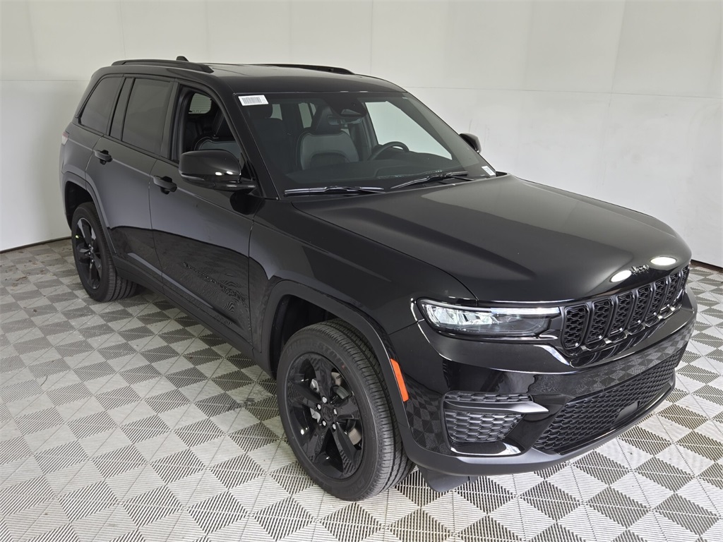 new 2025 Jeep Grand Cherokee car, priced at $38,175