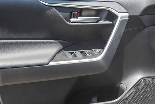 new 2025 Toyota RAV4 car, priced at $33,158