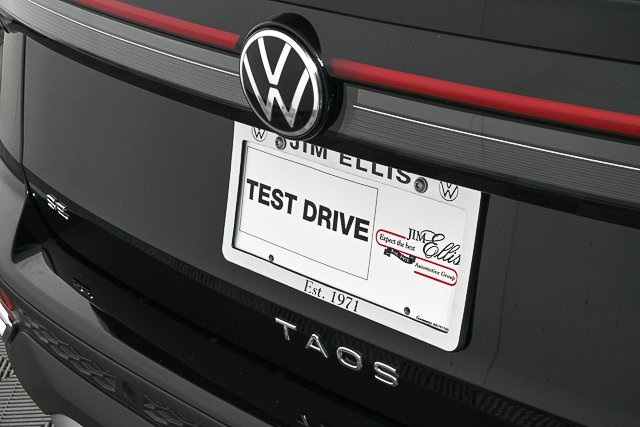 new 2025 Volkswagen Taos car, priced at $31,816