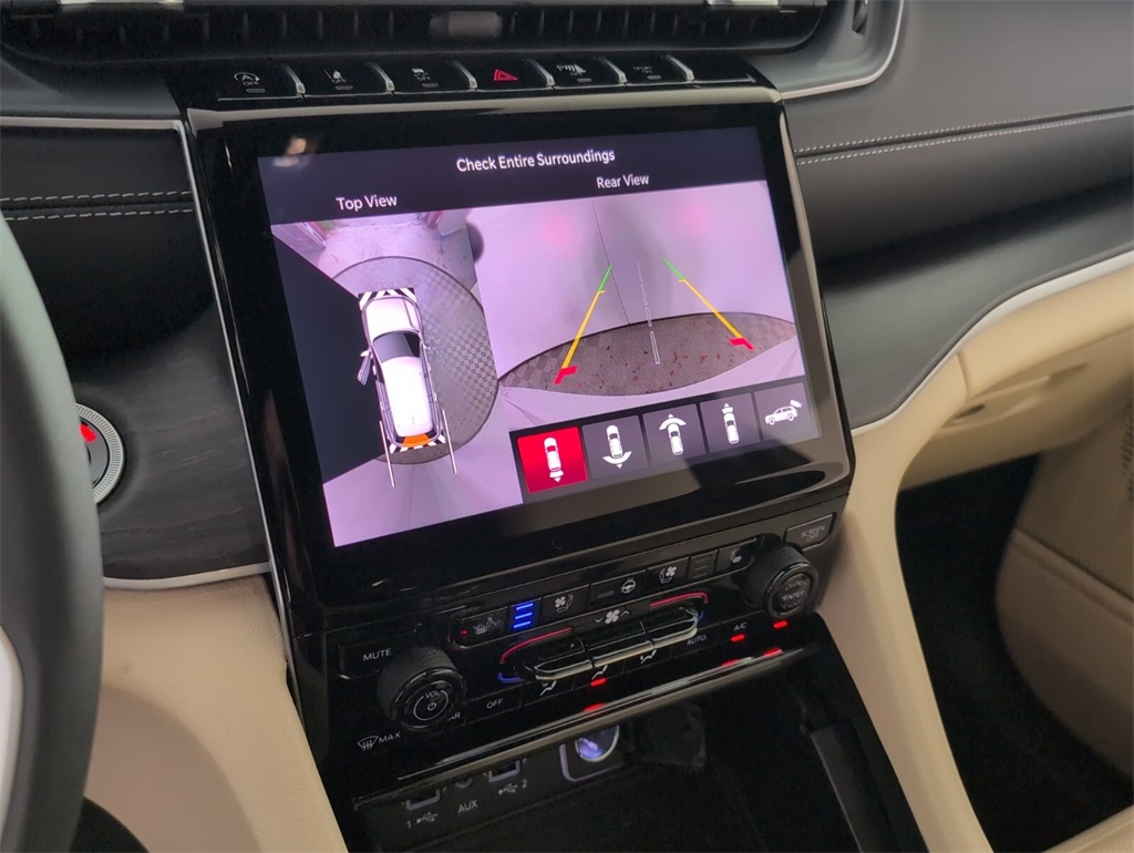 new 2025 Jeep Grand Cherokee L car, priced at $43,715