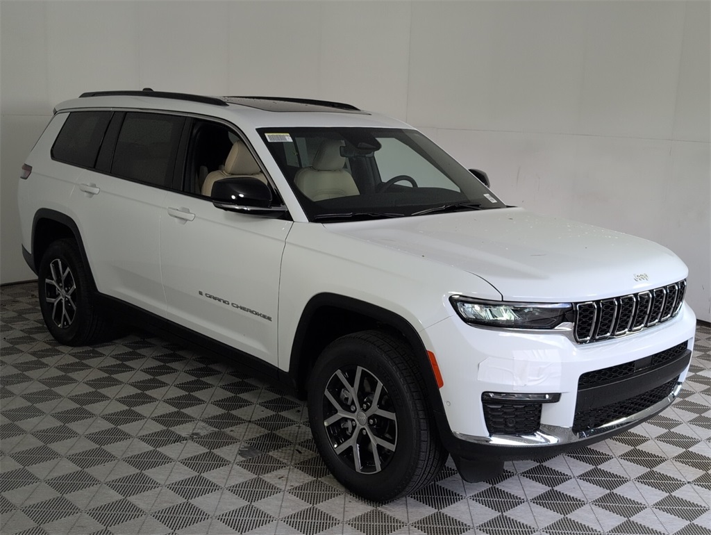 new 2025 Jeep Grand Cherokee L car, priced at $43,715