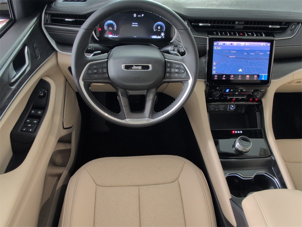 new 2025 Jeep Grand Cherokee L car, priced at $43,715