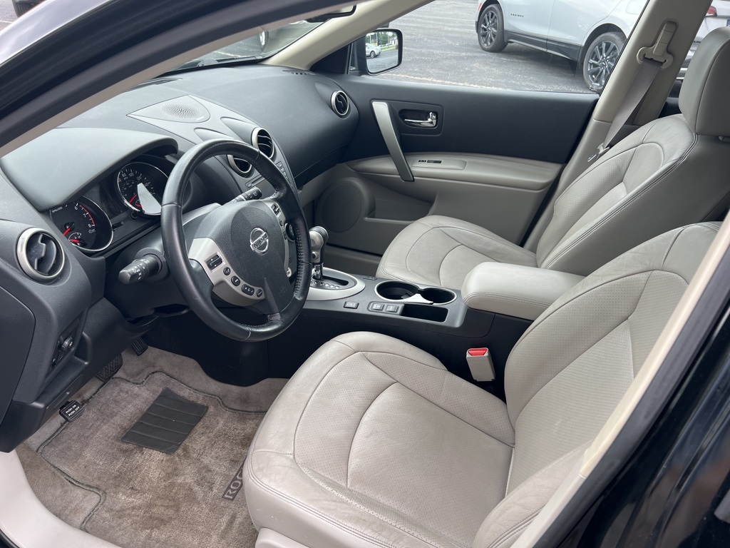 used 2013 Nissan Rogue car, priced at $7,900