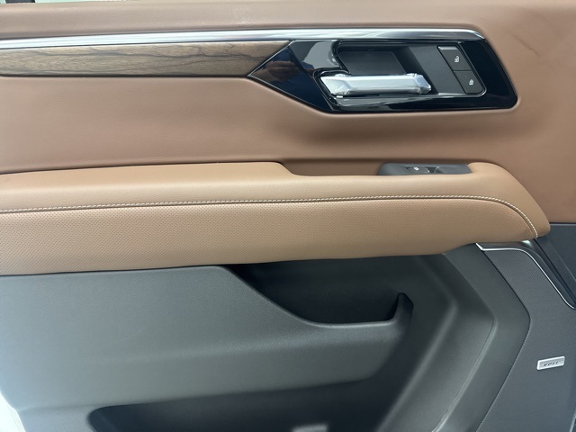 new 2025 Chevrolet Suburban car, priced at $84,500