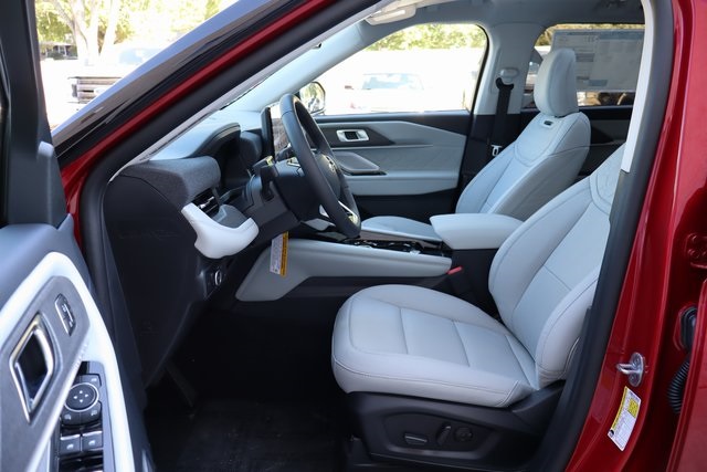 new 2025 Ford Explorer car, priced at $56,746