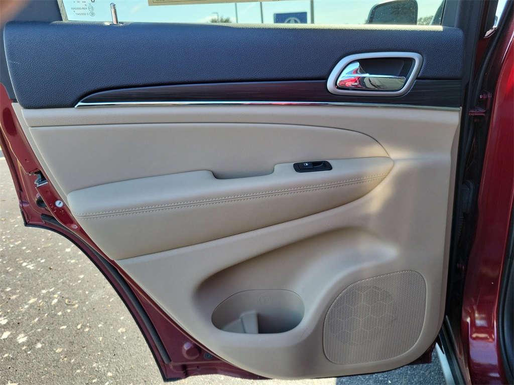 used 2020 Jeep Grand Cherokee car, priced at $23,998