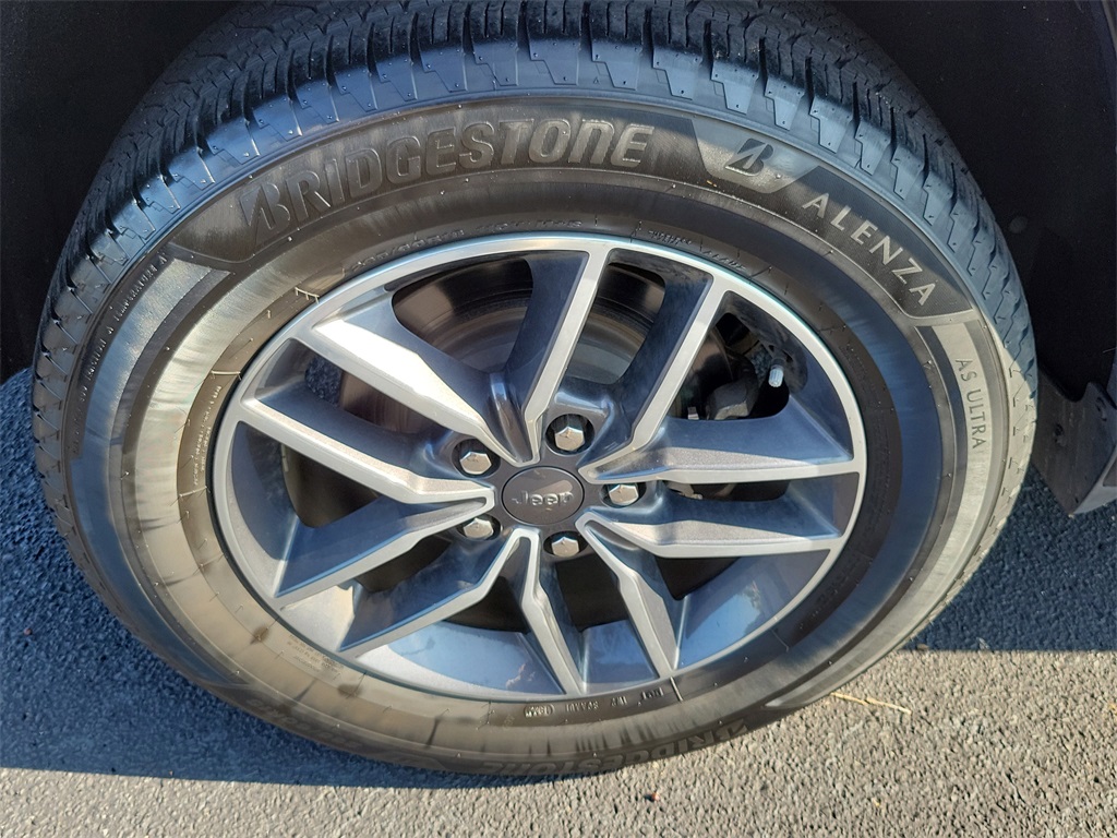 used 2020 Jeep Grand Cherokee car, priced at $23,998