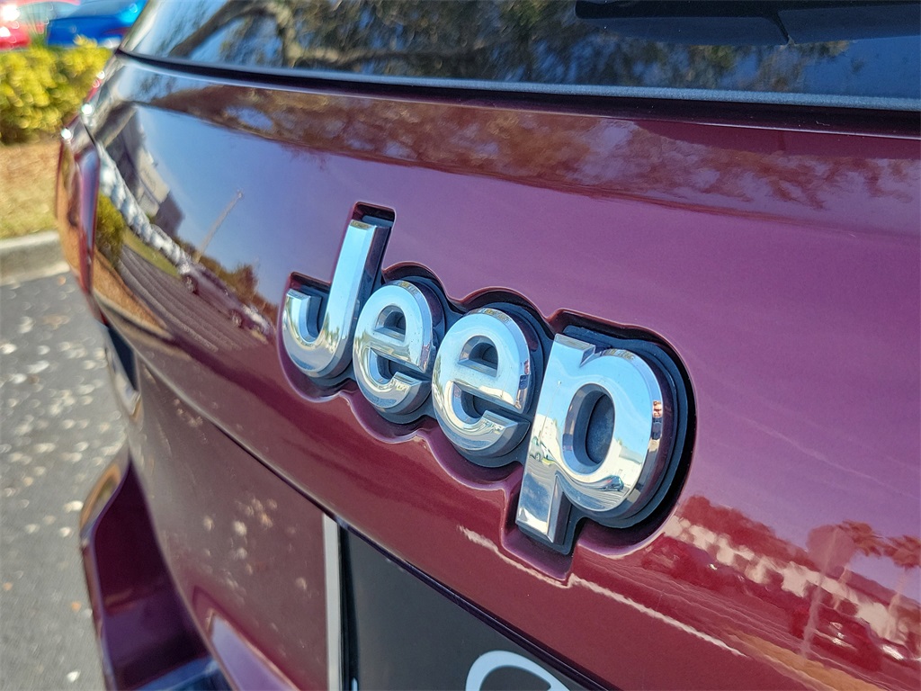 used 2020 Jeep Grand Cherokee car, priced at $23,998