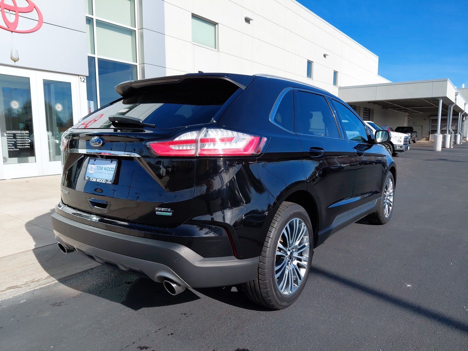 used 2019 Ford Edge car, priced at $15,845
