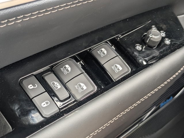 new 2025 Jeep Grand Wagoneer L car, priced at $97,940