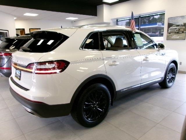 used 2022 Lincoln Nautilus car, priced at $31,550