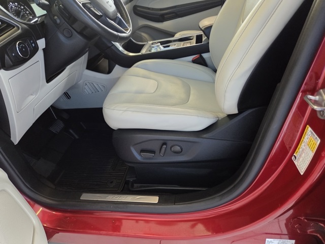 used 2021 Ford Edge car, priced at $24,777