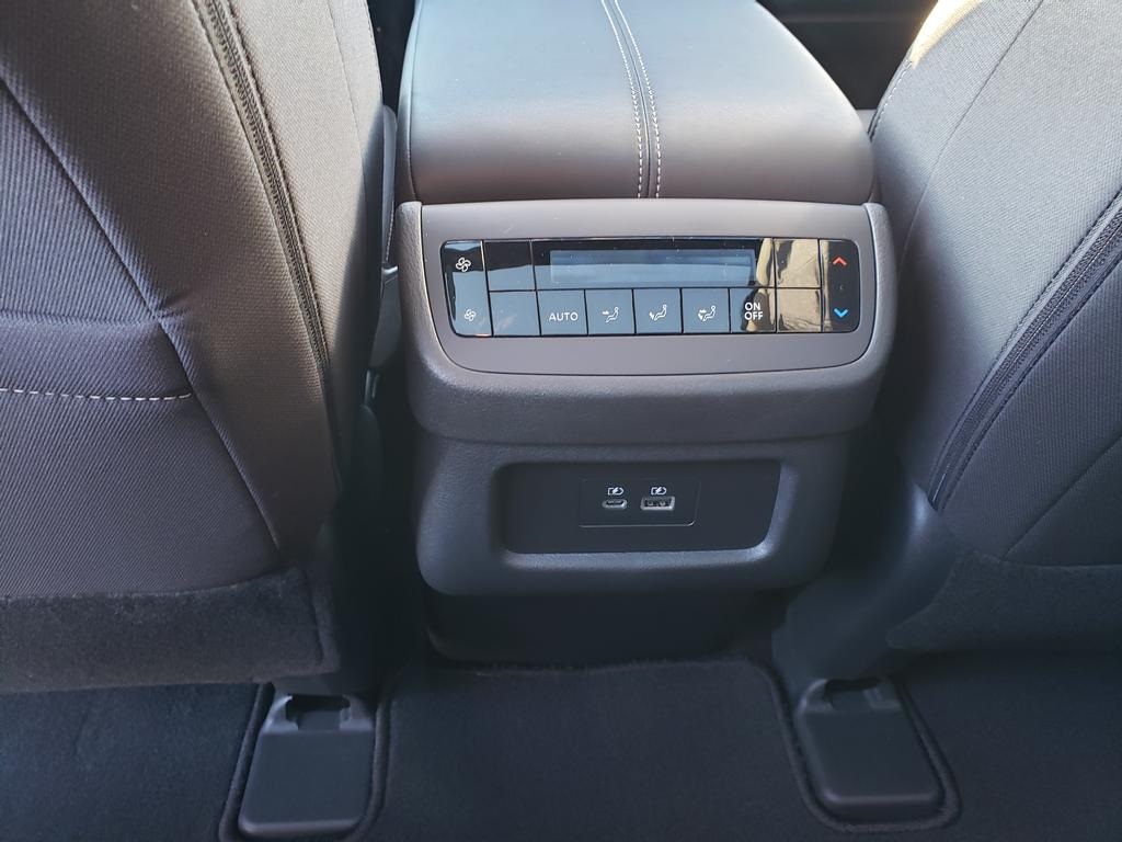 new 2025 Nissan Pathfinder car, priced at $38,206