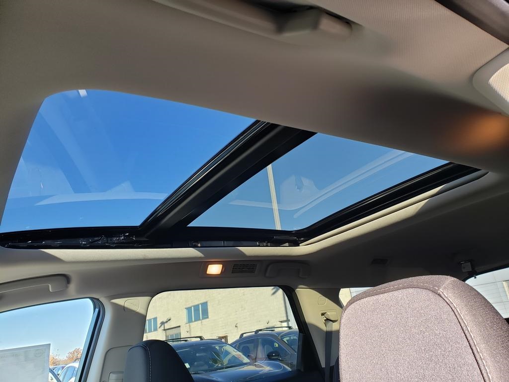 new 2025 Nissan Pathfinder car, priced at $38,206