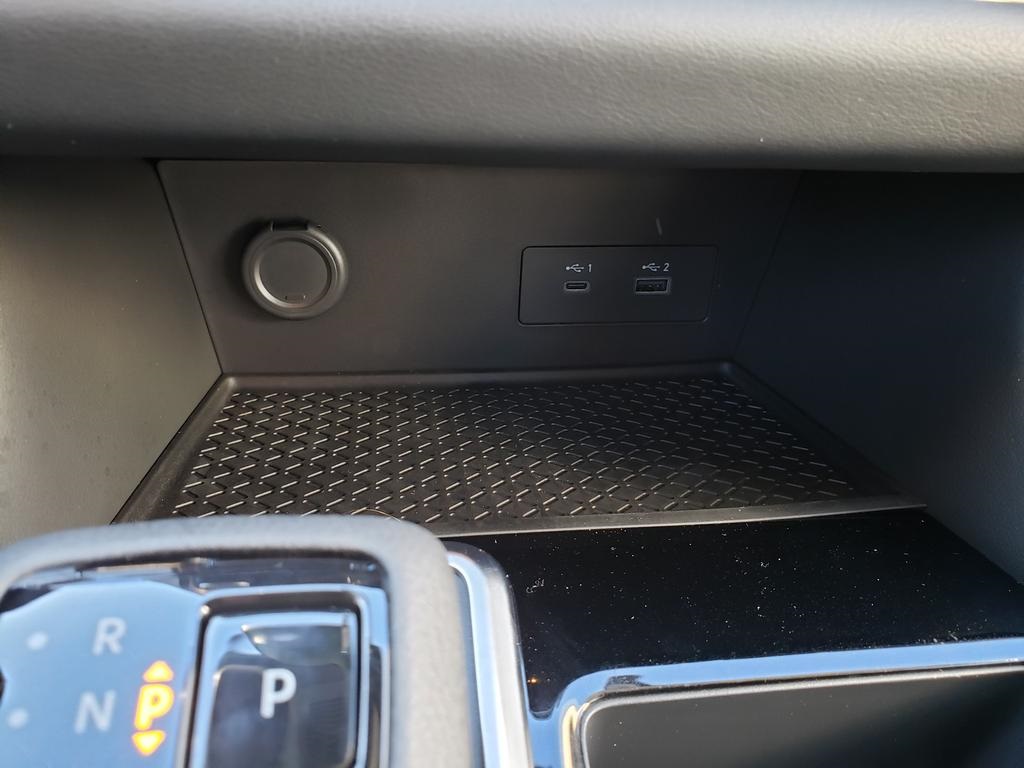 new 2025 Nissan Pathfinder car, priced at $38,206