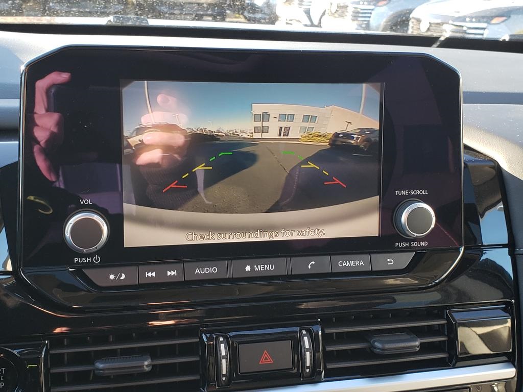 new 2025 Nissan Pathfinder car, priced at $38,206